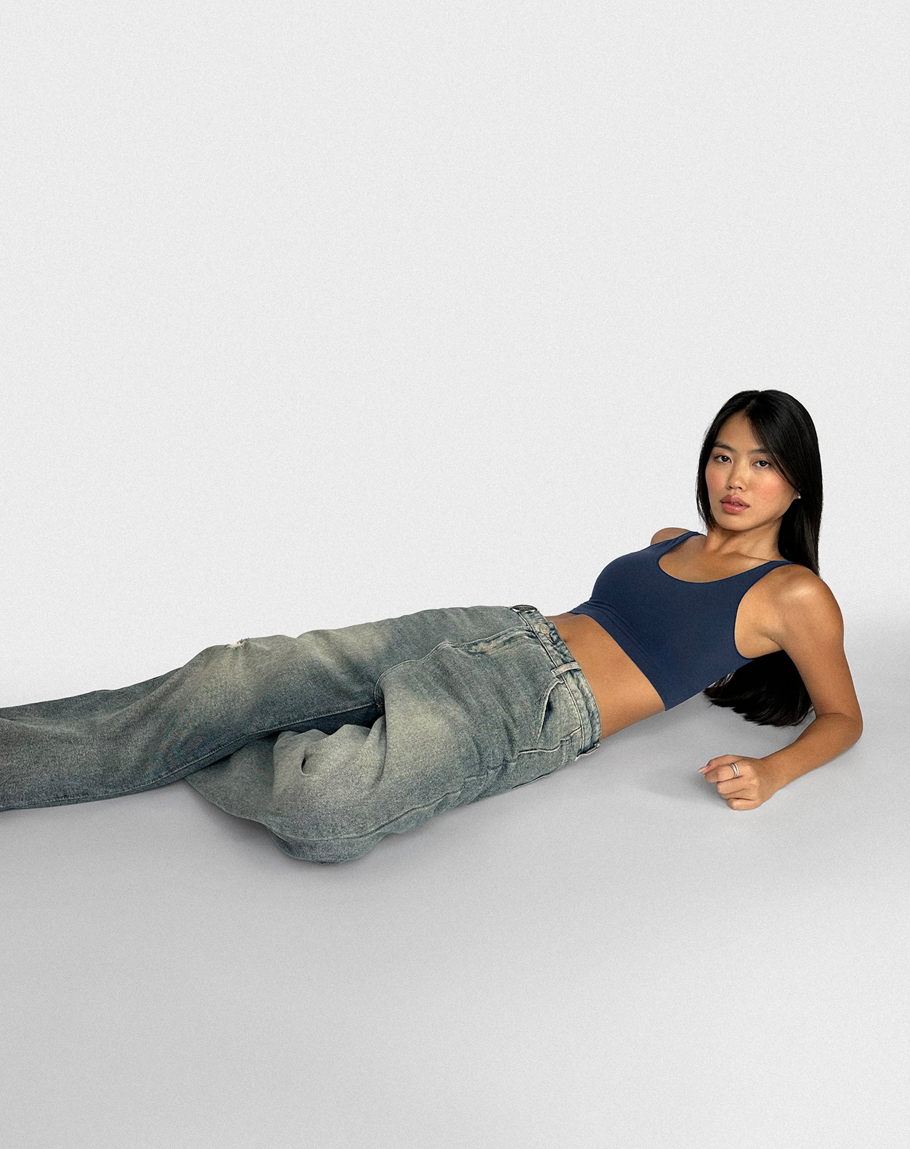 טופ סימלס - פתח עגול | מידנייט